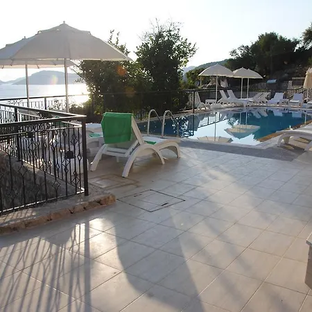 Hotel Saranda Butik 2*
