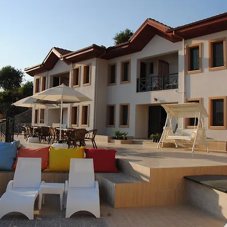 Hotel Saranda Butik 2*
