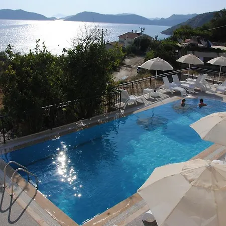Saranda Butik Hotel 2*